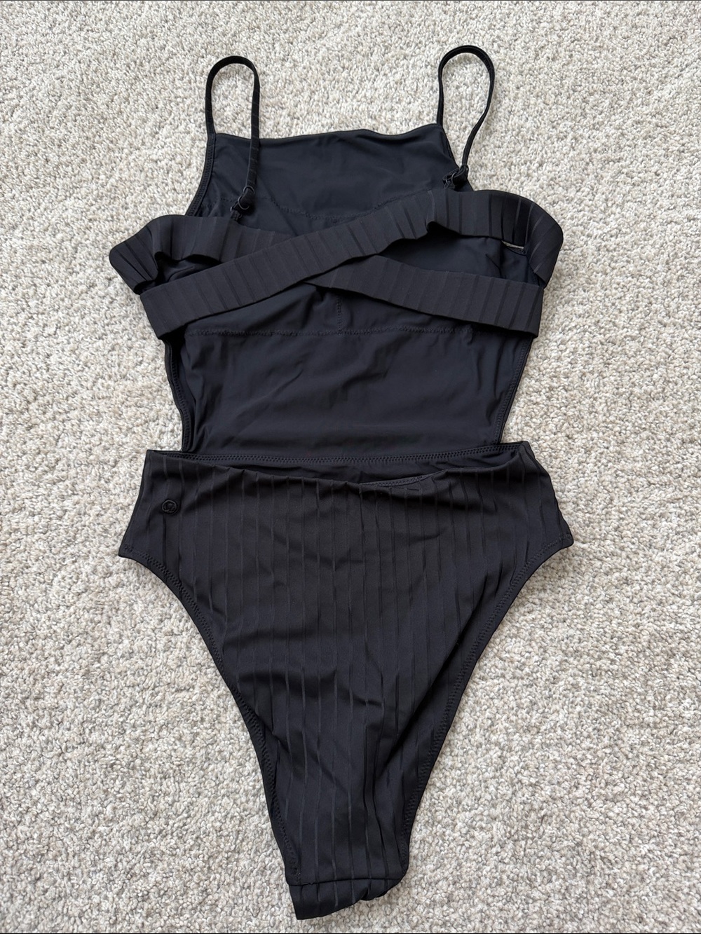 One piece swim suit - Picture 2 of 2